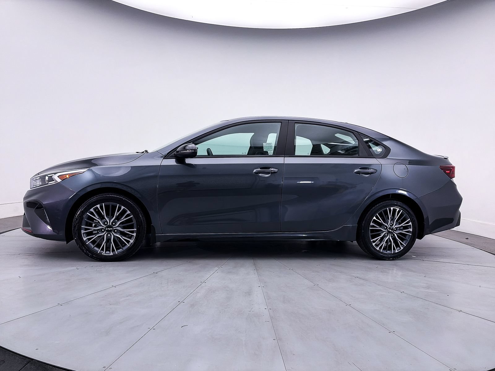 Certified 2024 Kia Forte GT-Line FWD image 38