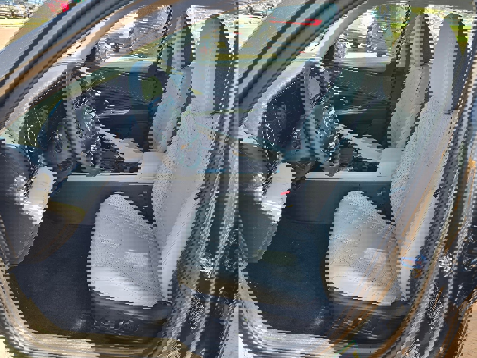 New 2026 Hyundai Elantra Limited w/ Cargo Package image 11