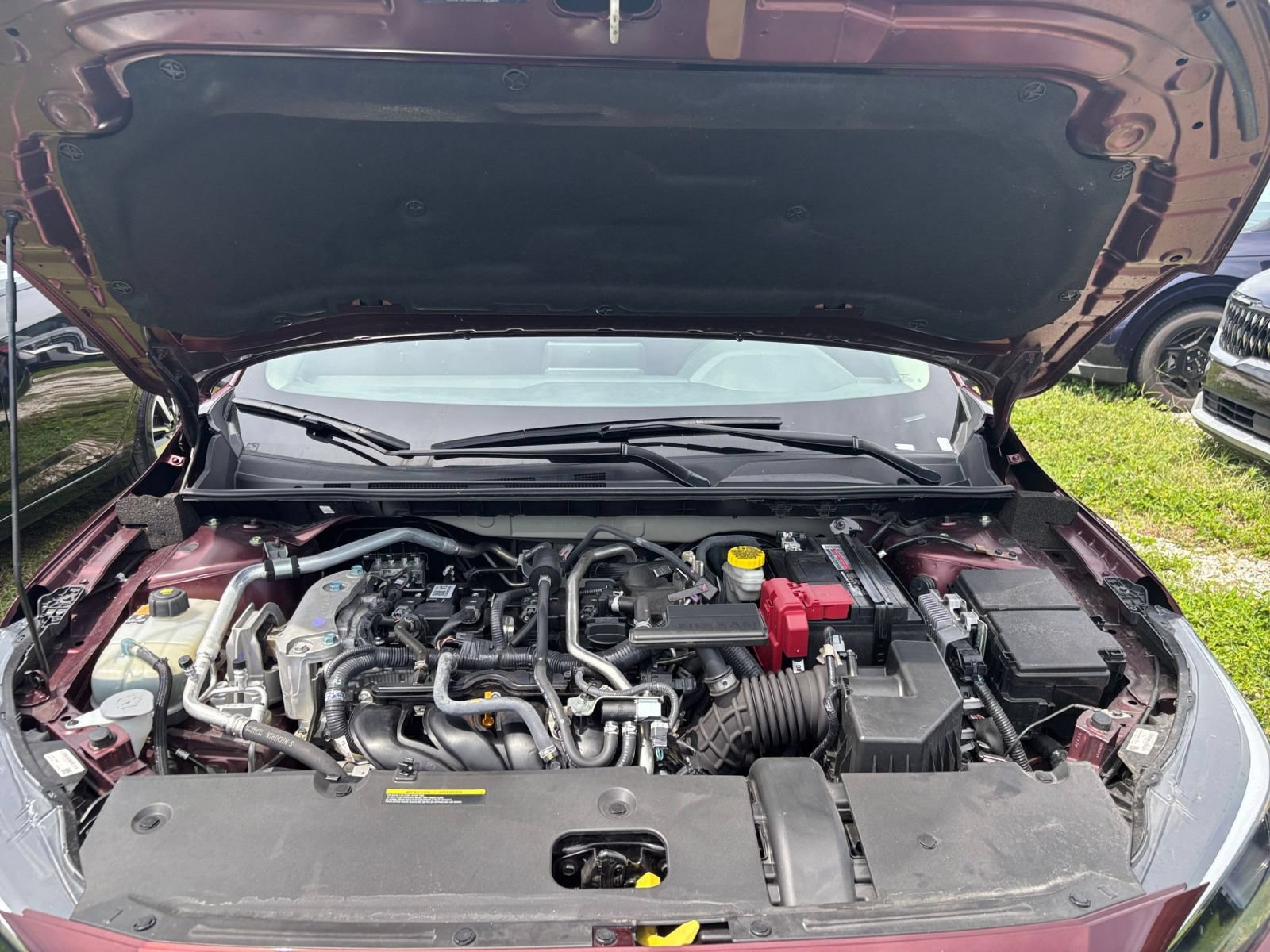 Used 2025 Nissan Sentra SV FWD image 31