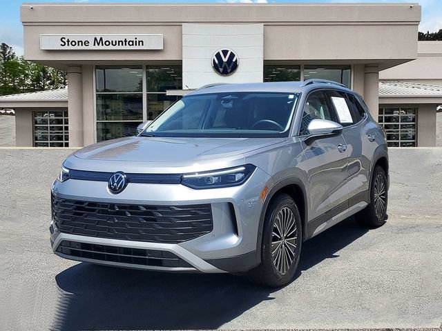 Certified 2025 Volkswagen Tiguan S FWD image 1