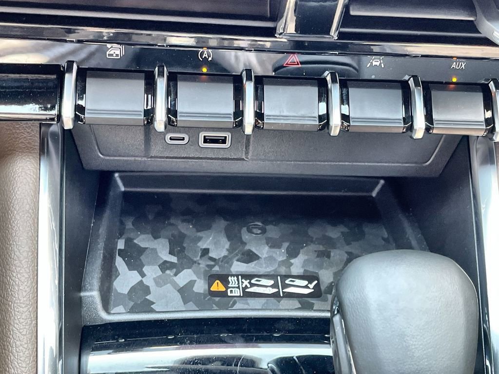 New 2026 GMC Canyon Denali w/ LPO, Denali Black Edition image 43