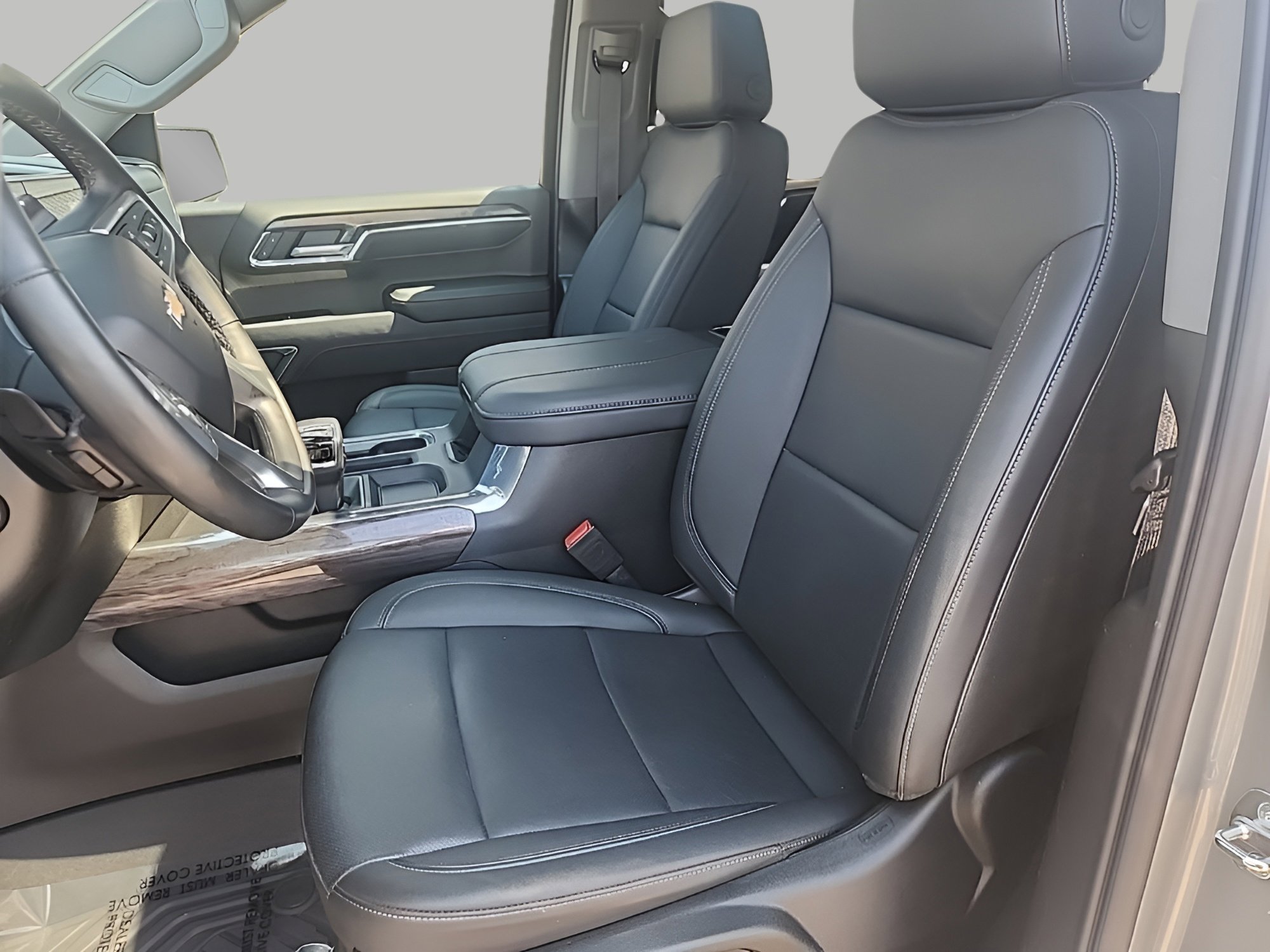 Used 2024 Chevrolet Silverado 1500 LTZ AWD/4WD image 15