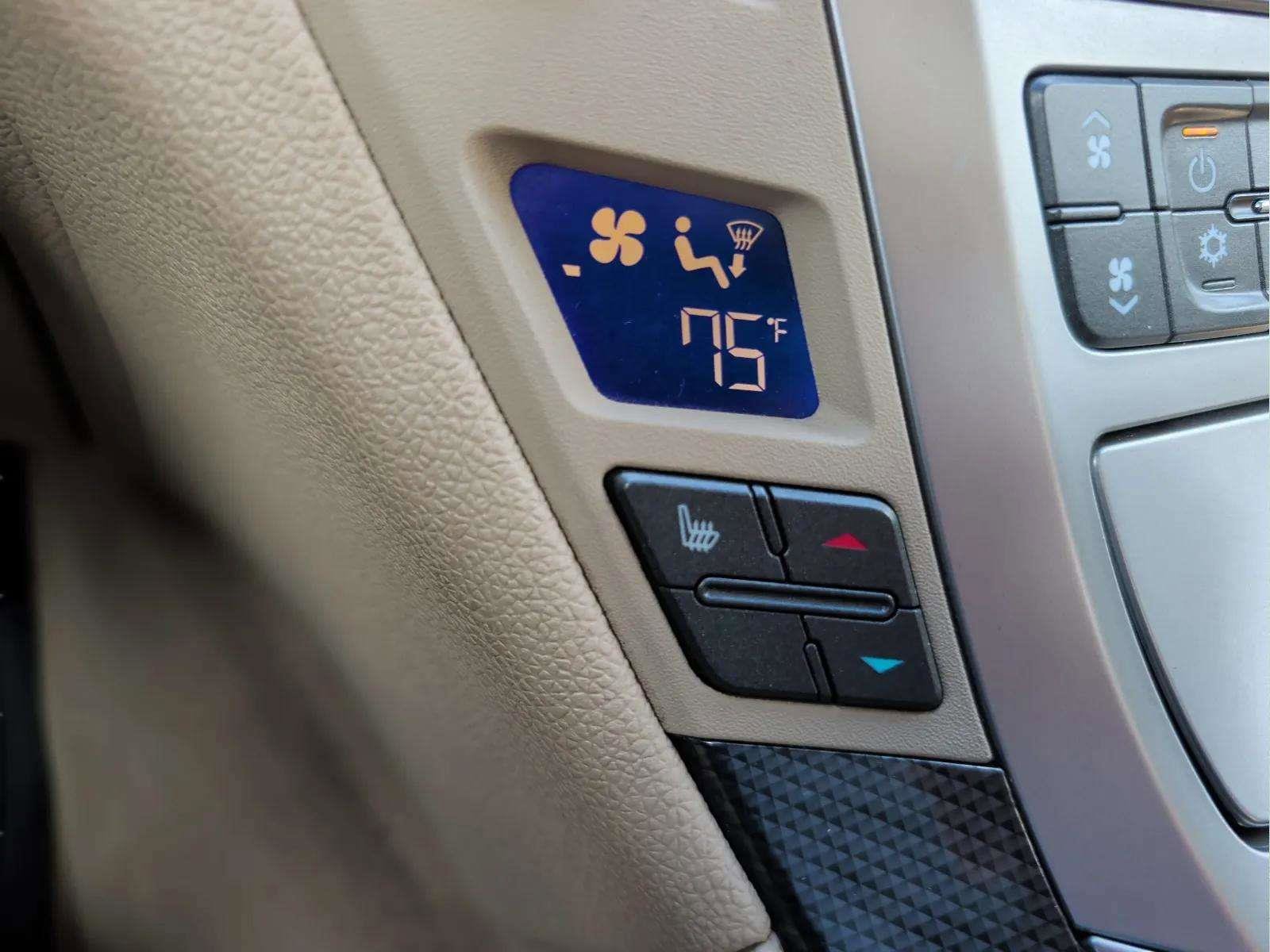 Used 2013 Cadillac CTS Luxury image 13