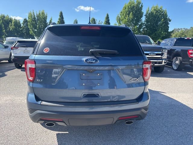 Used 2019 Ford Explorer XLT w/ Equipment Group 202A FWD image 6