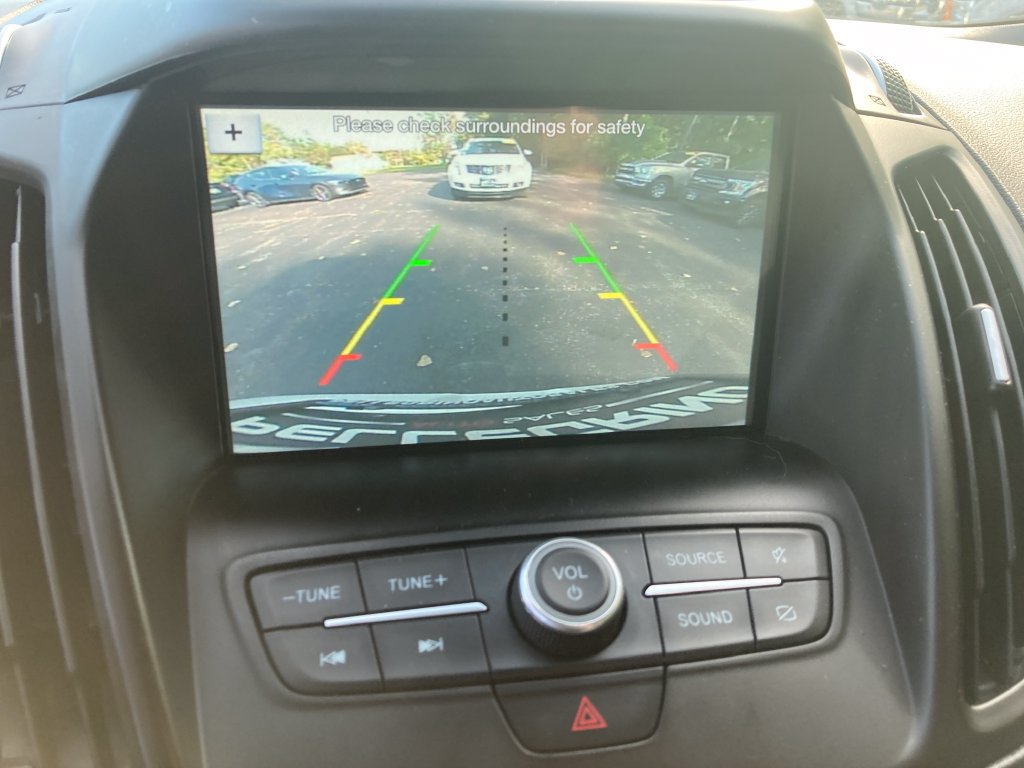 Used 2019 Ford Escape SE FWD image 25