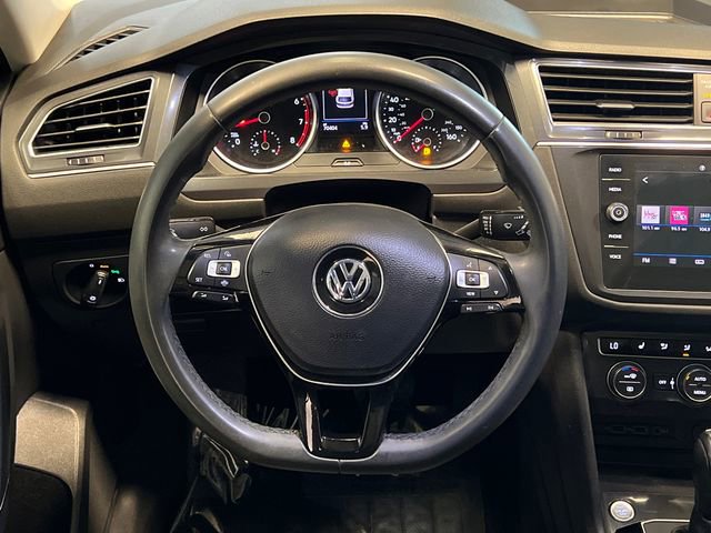 Certified 2020 Volkswagen Tiguan SE FWD image 19
