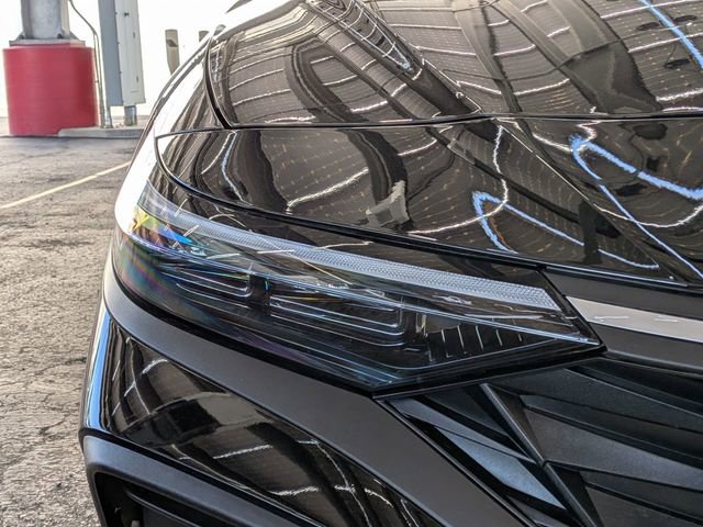 Used 2025 Hyundai Elantra SEL image 6