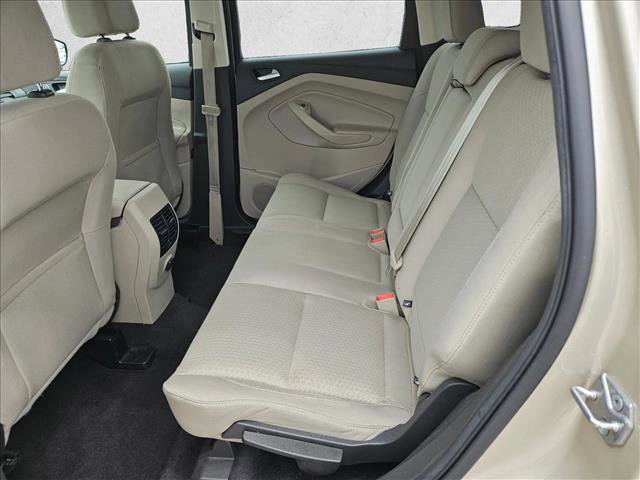 Used 2017 Ford Escape SE image 9