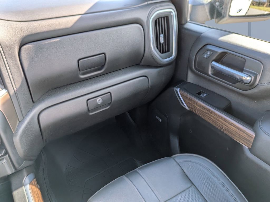 Used 2020 Chevrolet Silverado 2500 High Country image 17