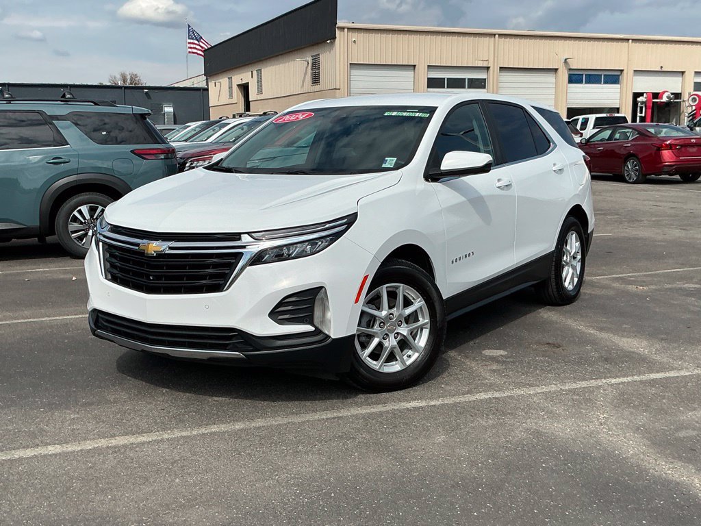 Used 2024 Chevrolet Equinox LT FWD image 2