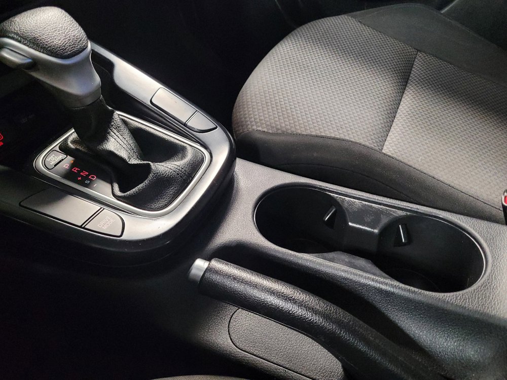 Used 2022 Kia Soul LX FWD image 26