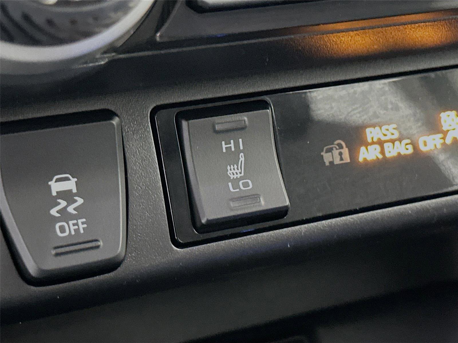 Used 2023 Toyota RAV4 XLE w/ Convenience Package AWD/4WD image 16