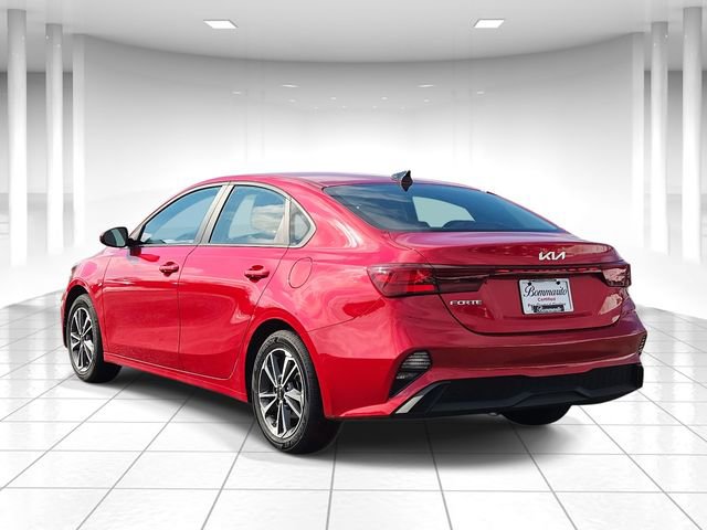 Used 2024 Kia Forte LXS image 3