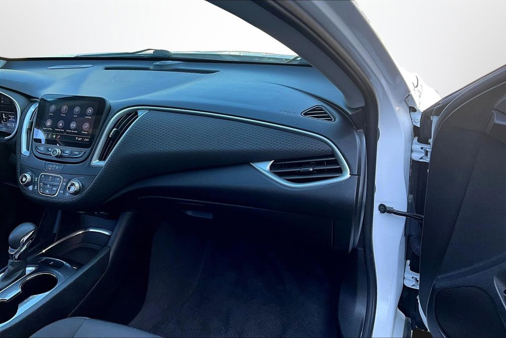 Used 2023 Chevrolet Malibu LT image 25