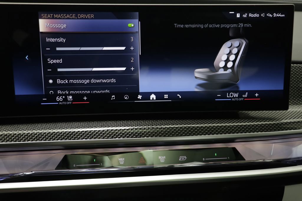 New 2026 BMW 760i xDrive w/ Executive Package AWD/4WD image 12