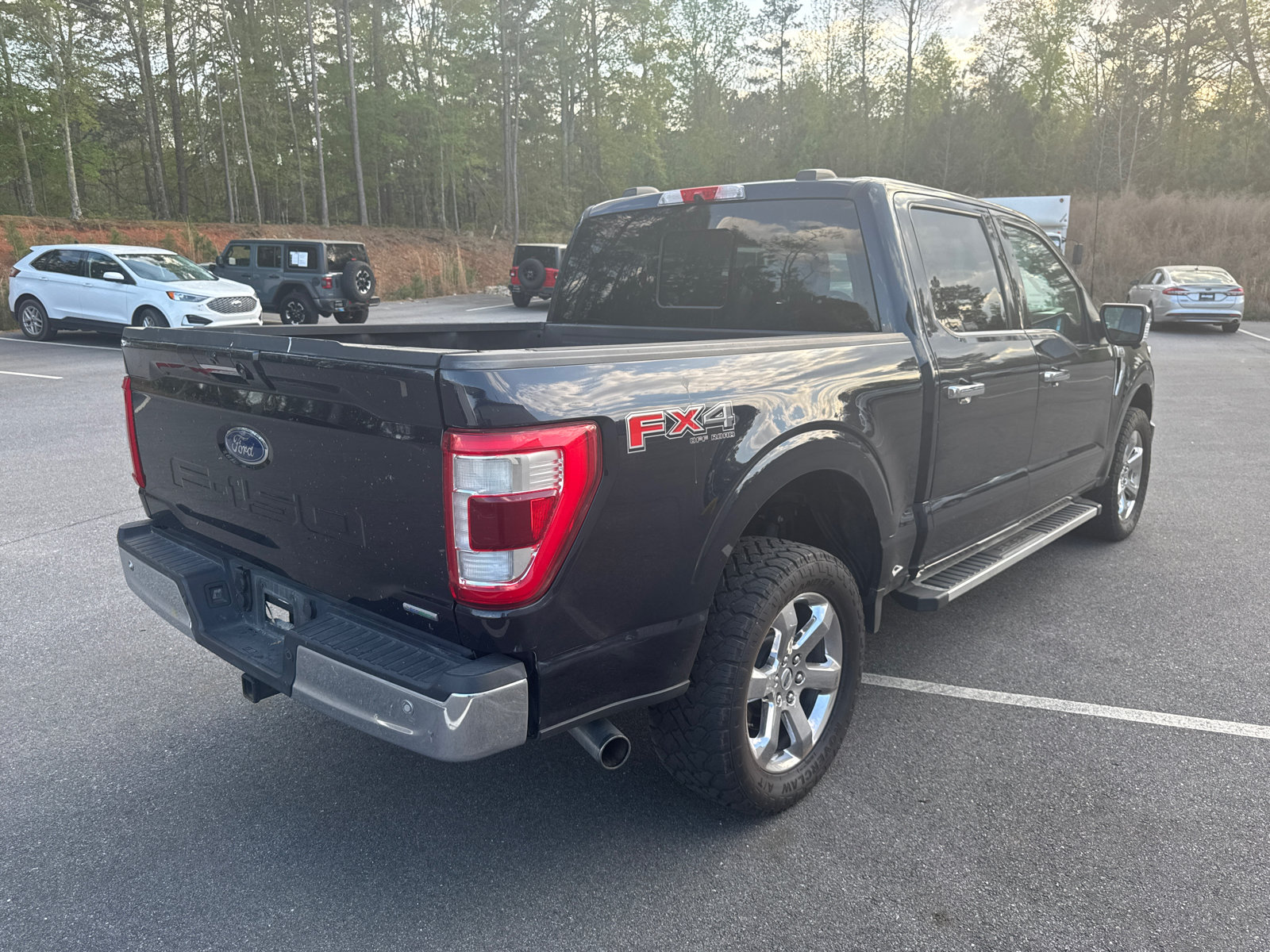 Used 2022 Ford F150 Lariat w/ Max Trailer Tow Package AWD/4WD image 5