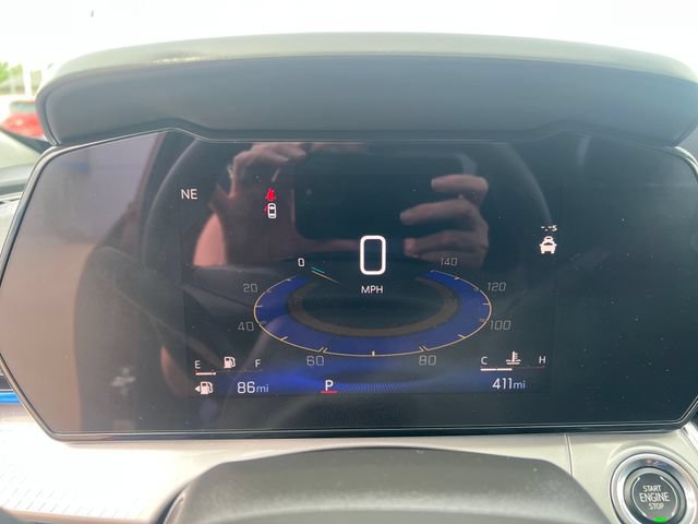 Certified 2025 Chevrolet Trax LT FWD image 18