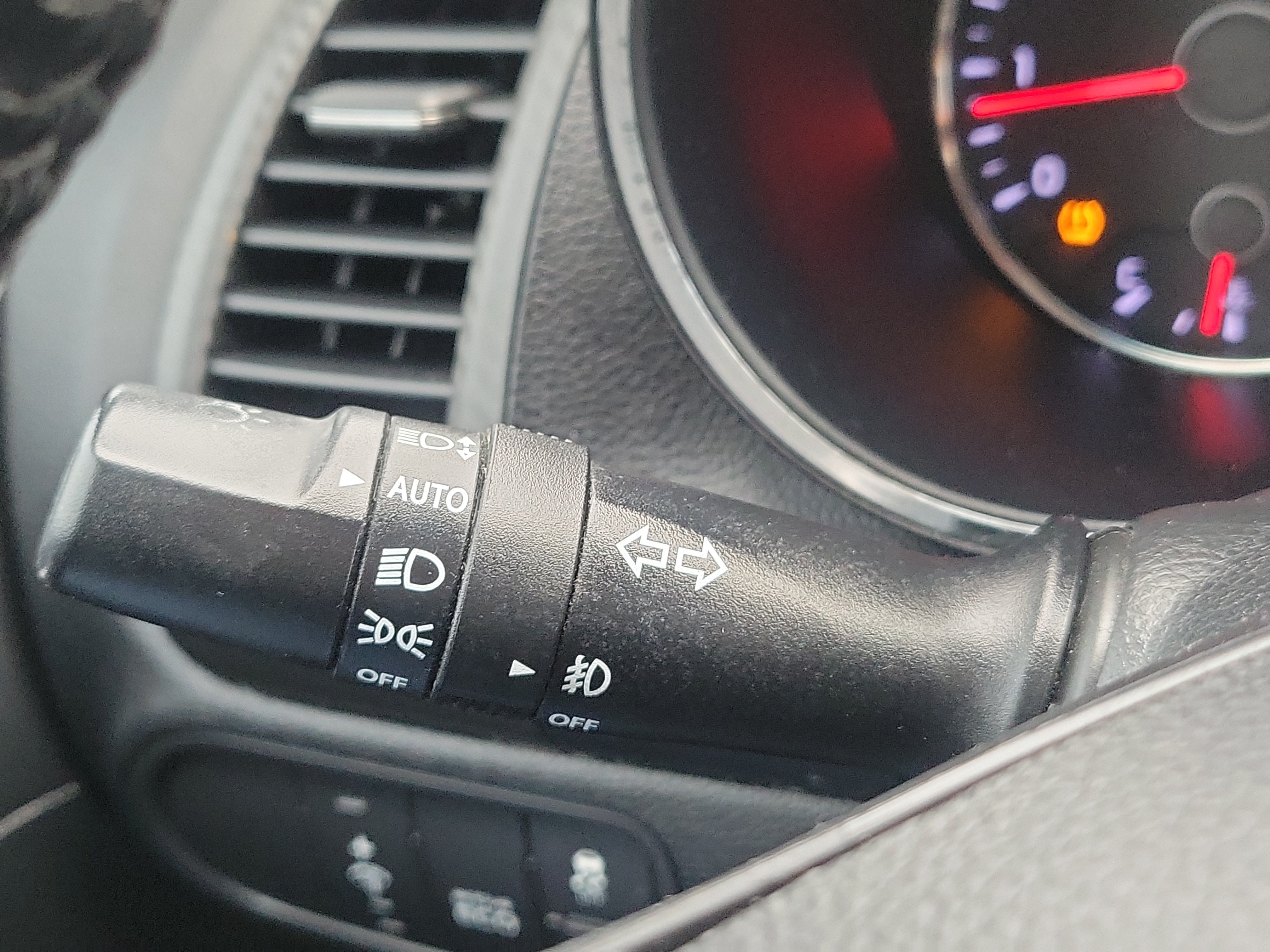 Used 2014 Kia Forte EX FWD image 23