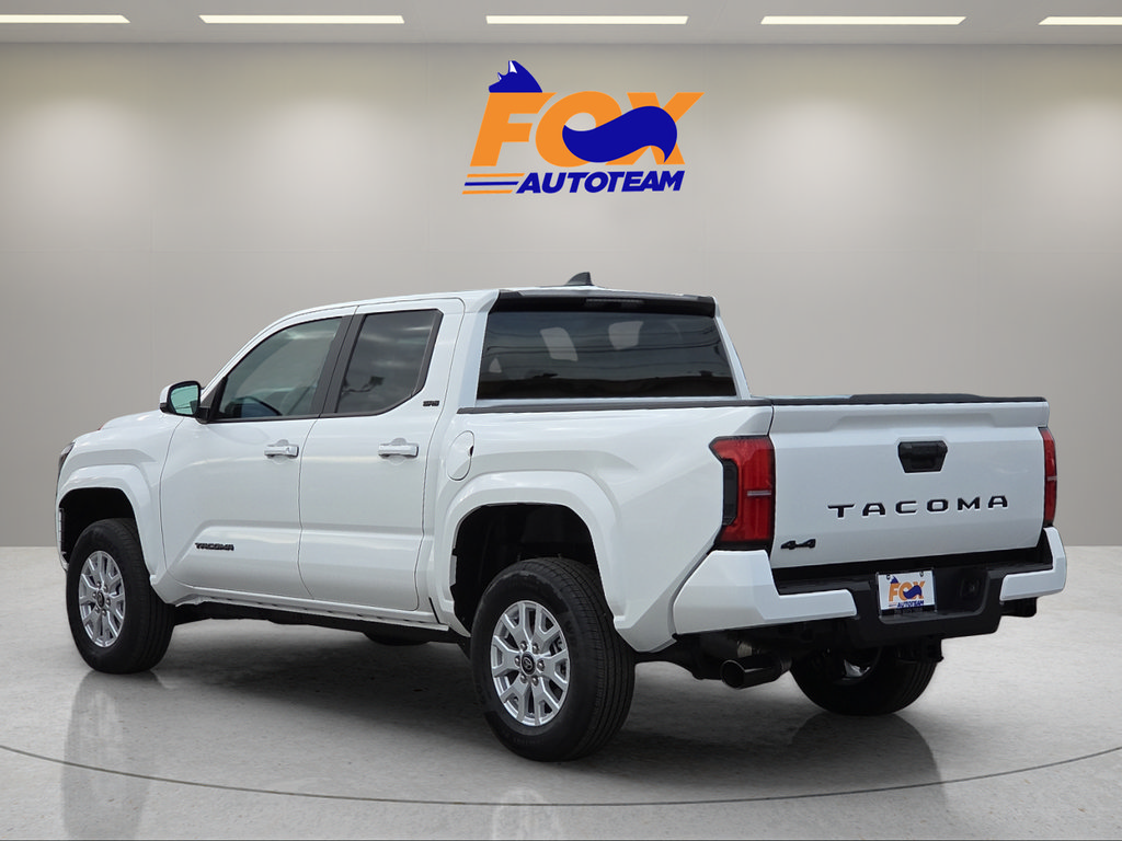 New 2026 Toyota Tacoma SR5 AWD/4WD image 3