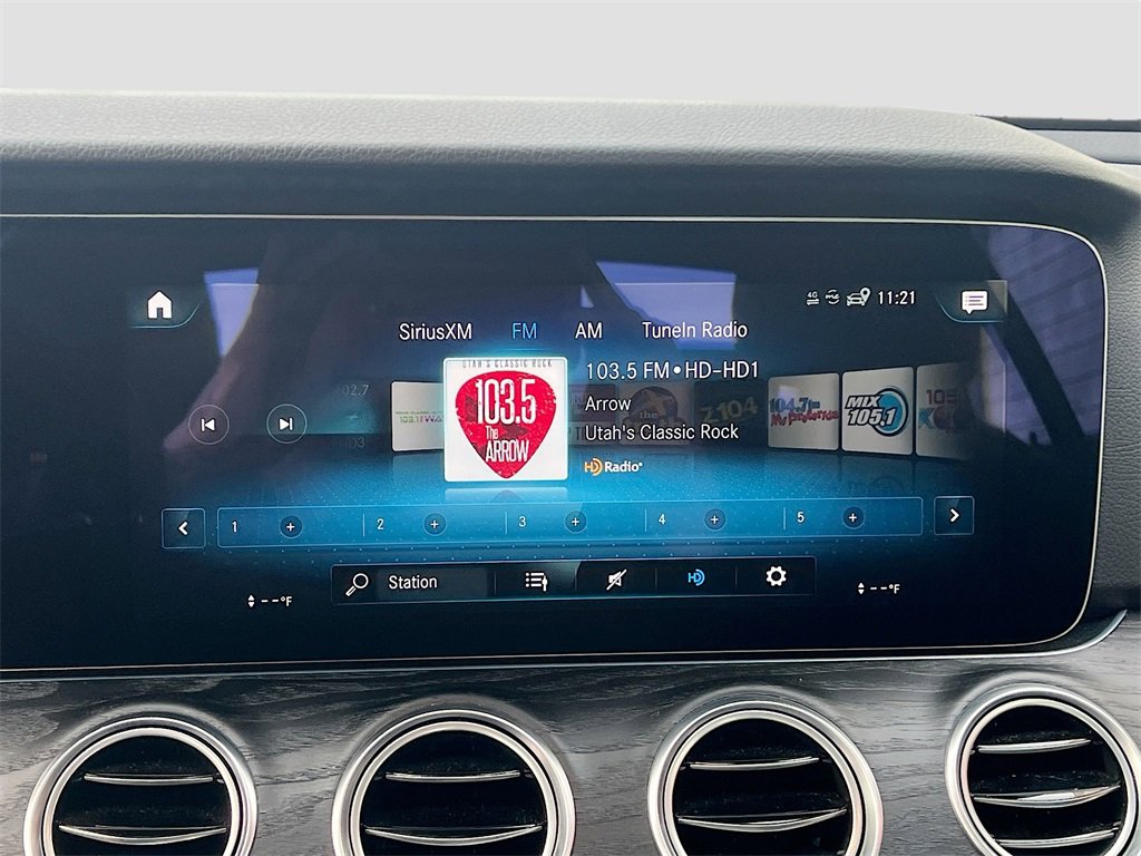 Used 2023 Mercedes-Benz E 350 4MATIC Sedan image 15