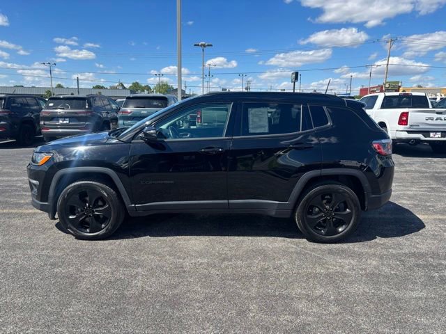Used 2019 Jeep Compass Latitude AWD/4WD image 4