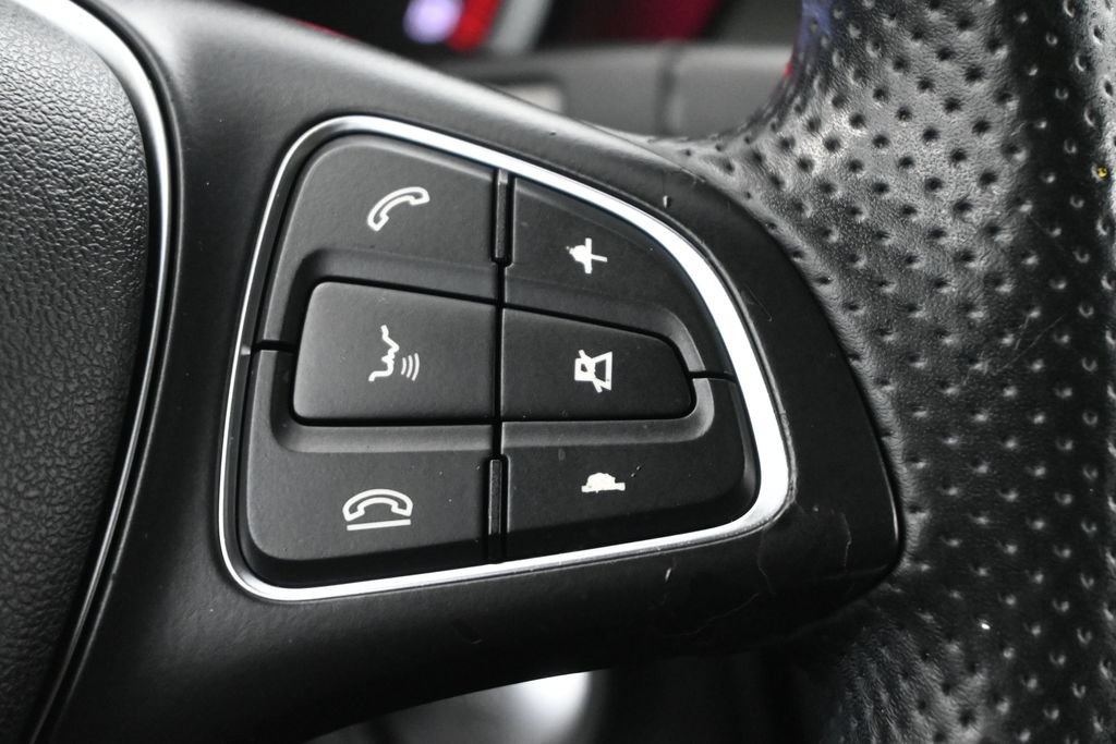 Used 2016 Mercedes-Benz GLC 300 image 7