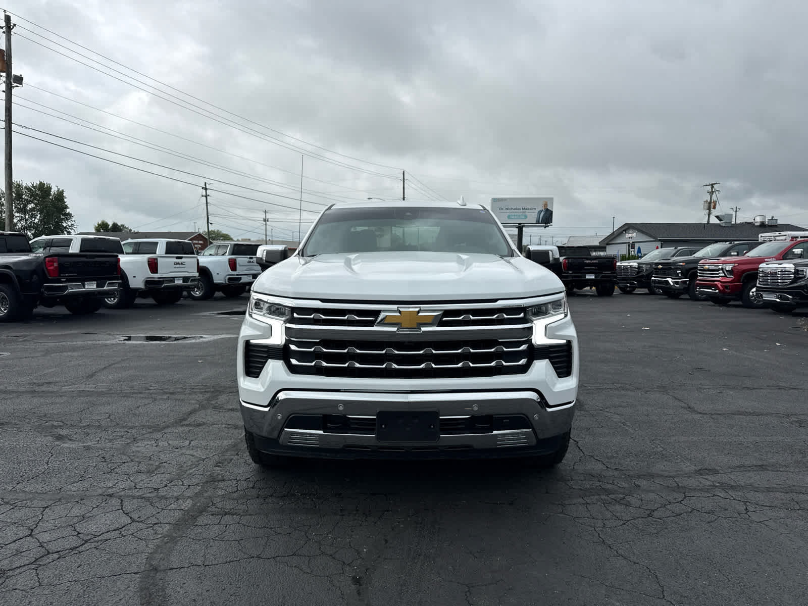 Certified 2023 Chevrolet Silverado 1500 LTZ w/ Z71 Off-Road Package AWD/4WD image 8