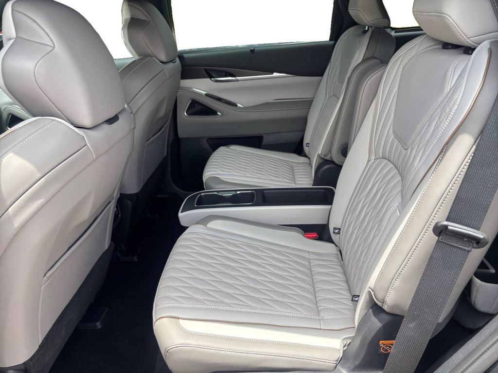 Used 2026 INFINITI QX60 Autograph w/ Dark Cargo Package AWD/4WD image 14