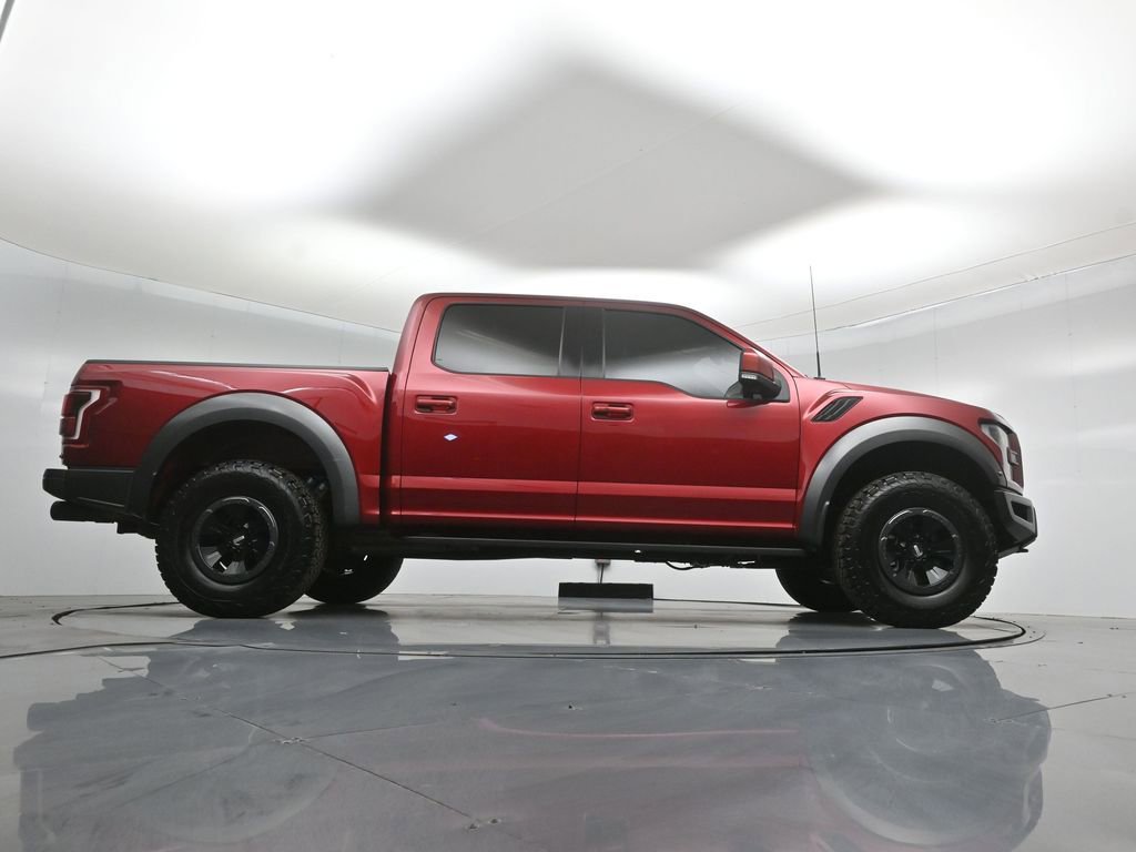 Certified 2017 Ford F150 Raptor w/ Equipment Group 802A Luxury image 51