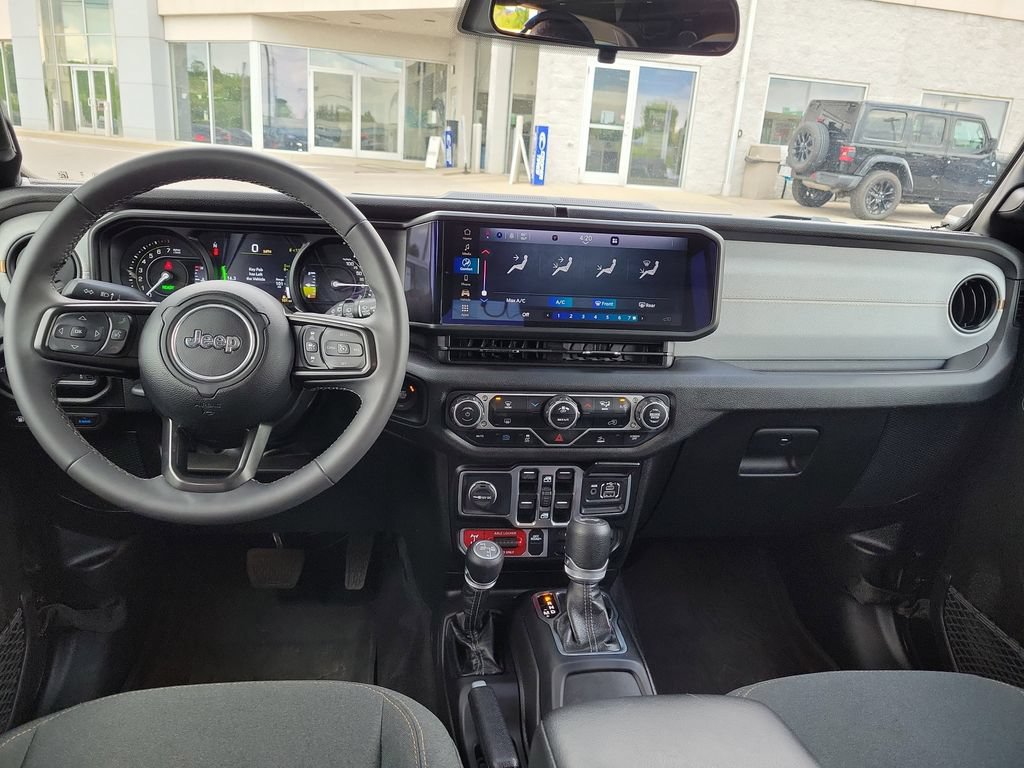 Used 2025 Jeep Wrangler Unlimited Sport S 4xe AWD/4WD image 7