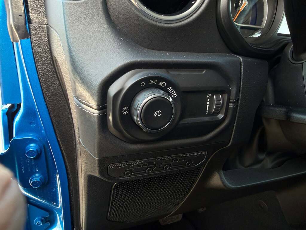 New 2026 Jeep Wrangler Sahara image 31