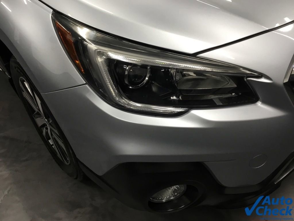 Used 2018 Subaru Outback 2.5i Limited AWD/4WD image 18