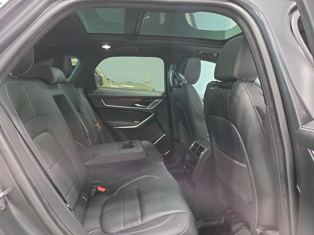 Used 2025 Jaguar F-PACE R-Dynamic S AWD/4WD image 14