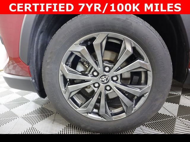 Used 2022 Toyota RAV4 XLE Premium image 29