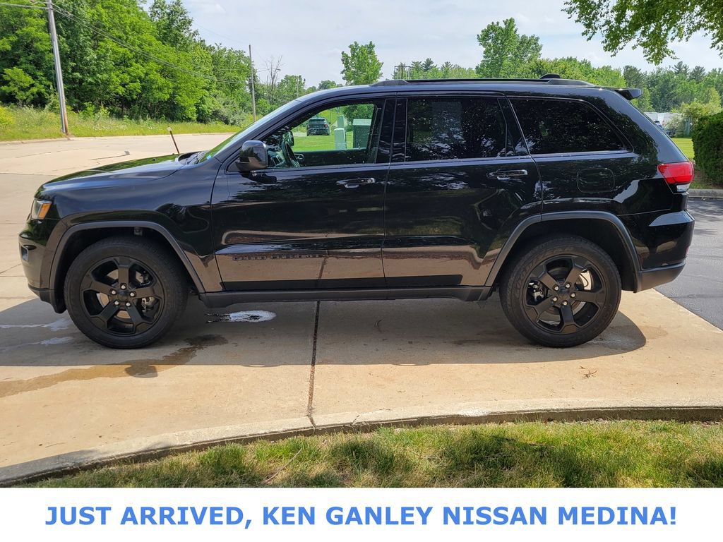 Used 2021 Jeep Grand Cherokee Freedom Edition AWD/4WD image 6