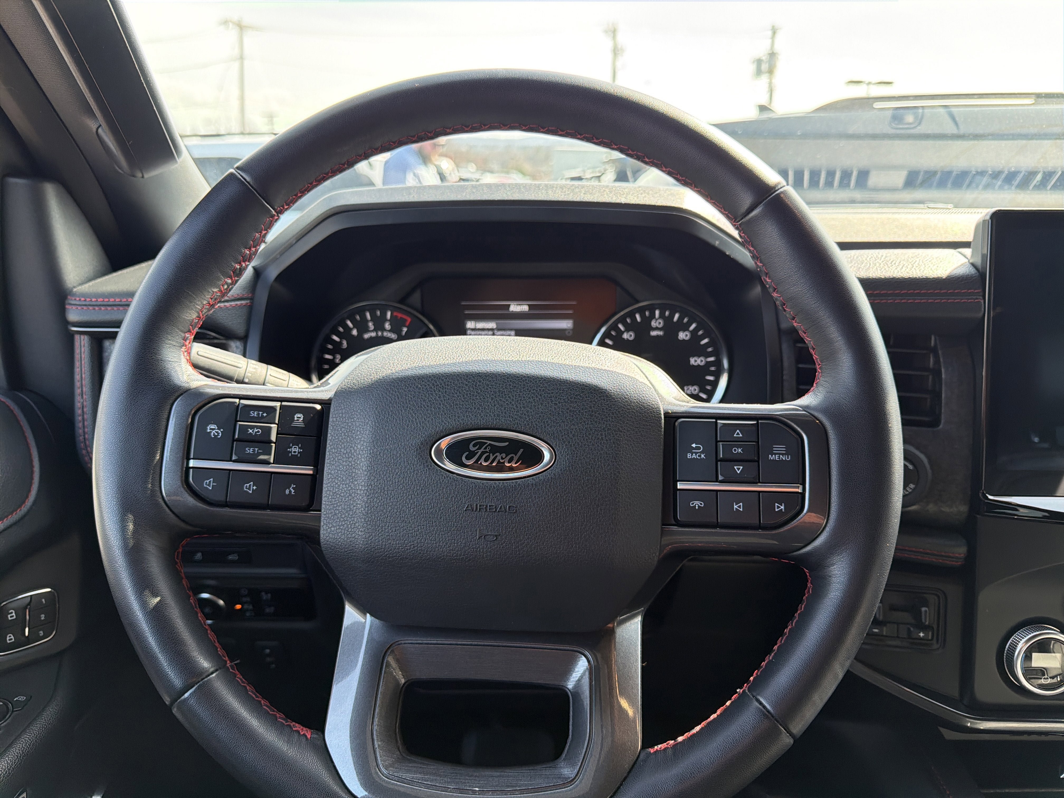 Used 2023 Ford Expedition Limited image 12