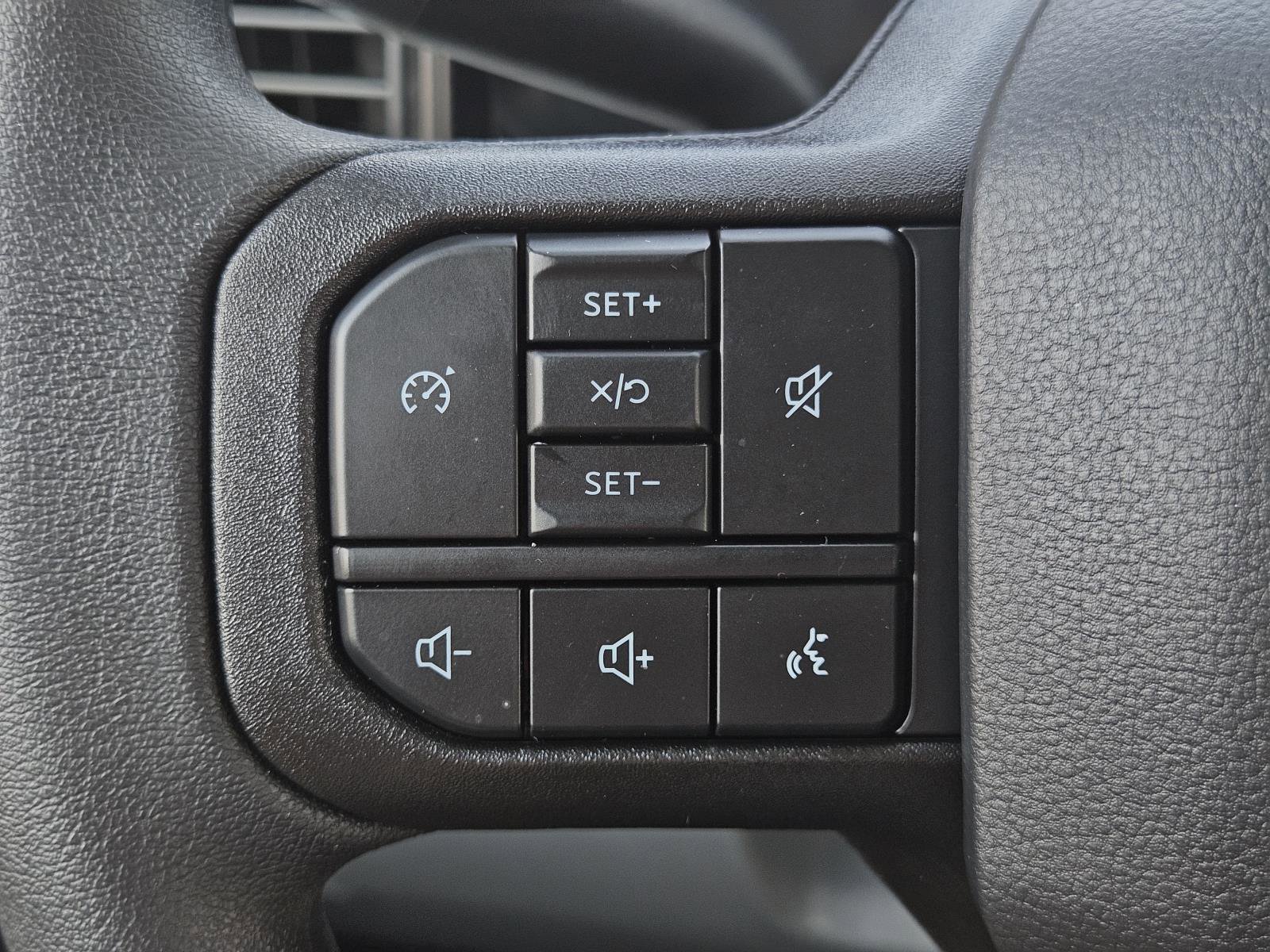 New 2026 Ford F350 XLT w/ FX4 Off-Road Package image 17