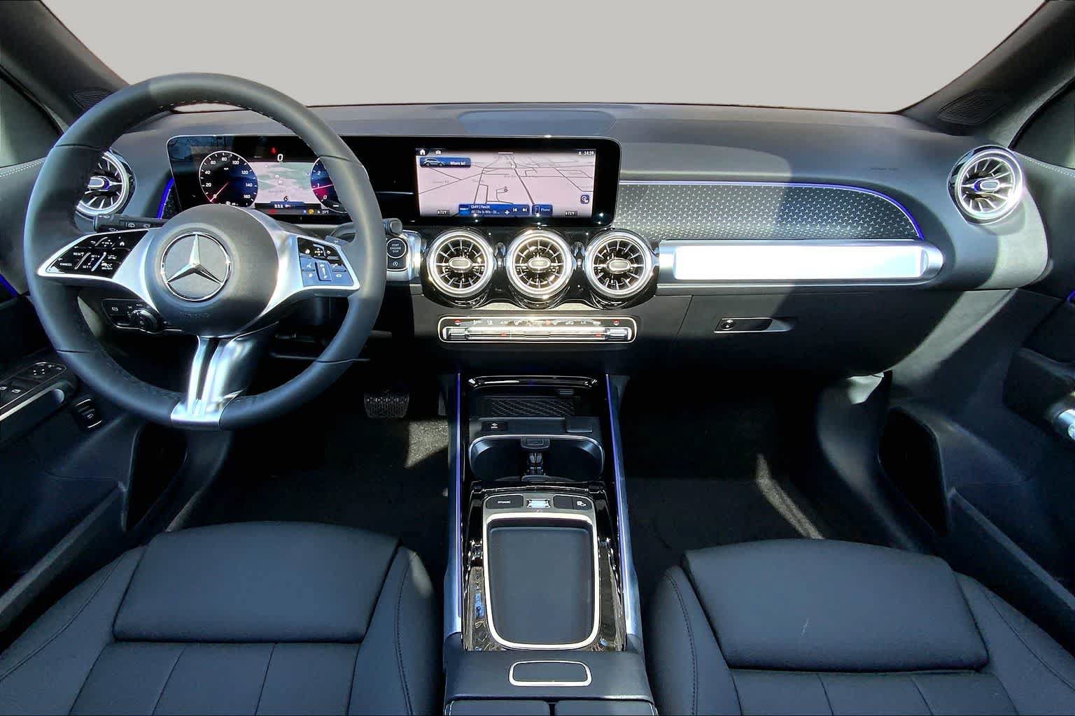 New 2026 Mercedes-Benz GLB 250 4MATIC image 5