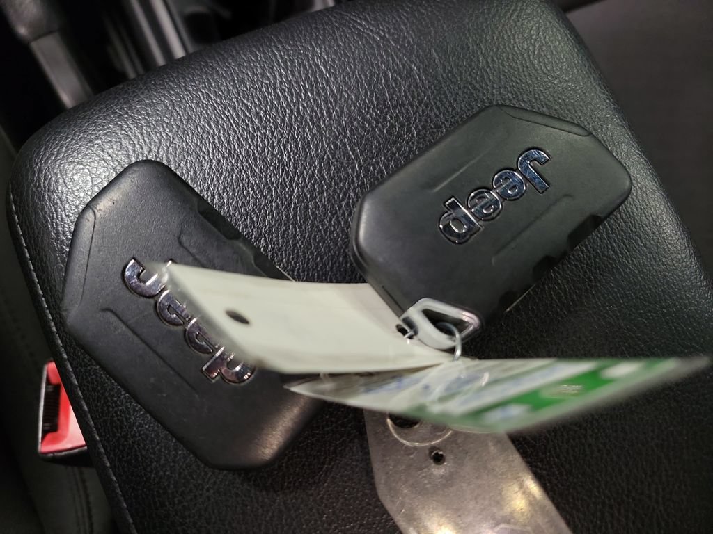 Used 2020 Jeep Wrangler Unlimited Sport AWD/4WD image 19