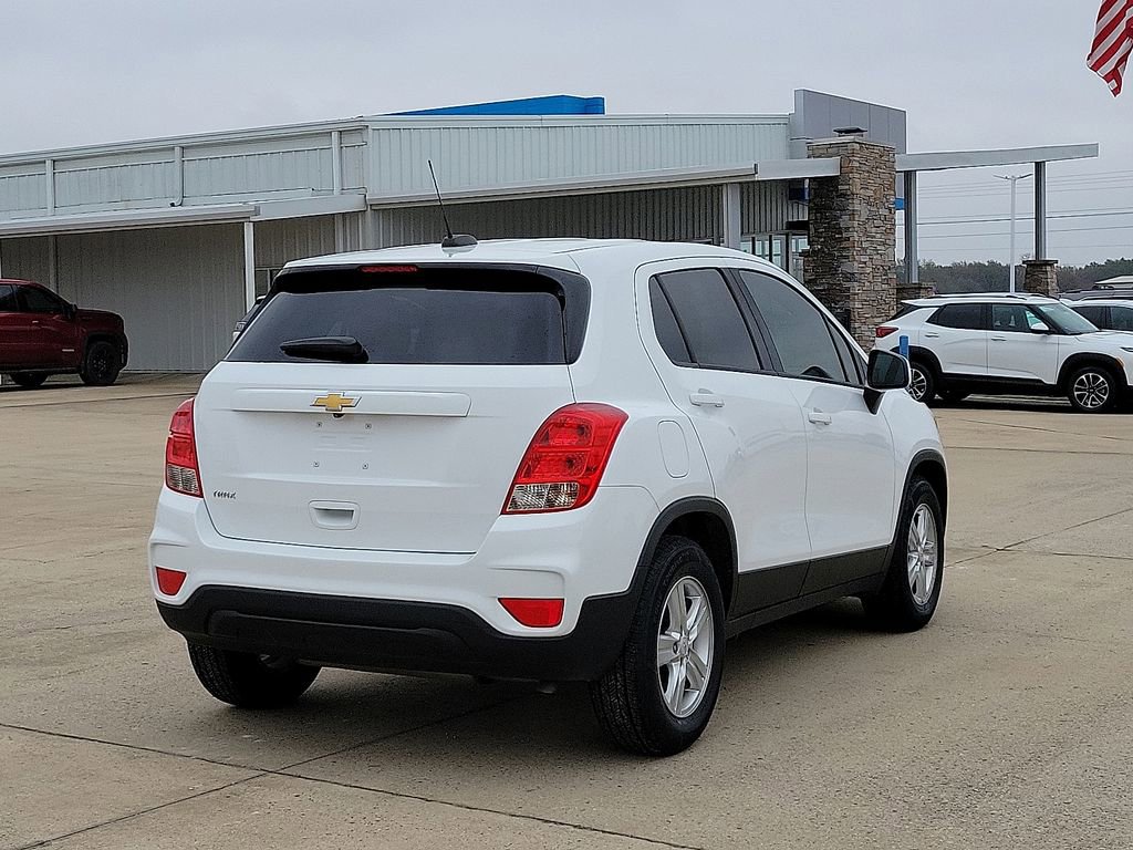 Used 2020 Chevrolet Trax LS w/ Tint and Cruise Package image 5