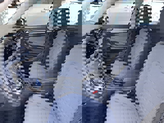 New 2025 Volkswagen Jetta SE image 17