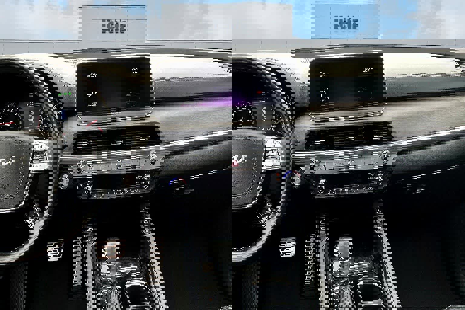 Used 2022 Kia Telluride SX image 16