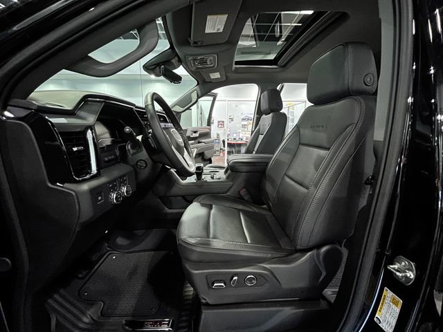 Used 2025 GMC Sierra 1500 Denali w/ Denali Reserve Package AWD/4WD image 12