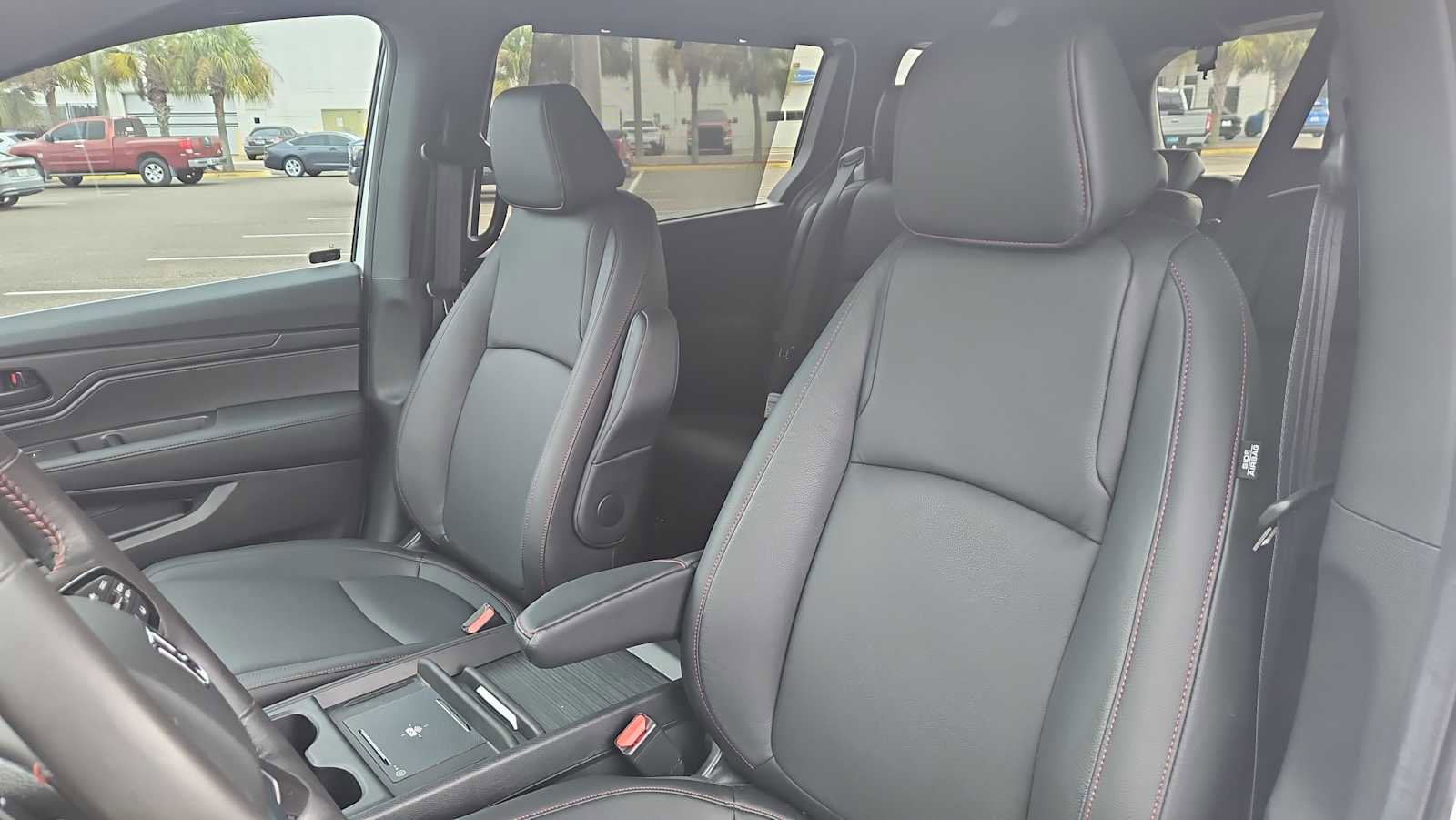 Certified 2025 Honda Odyssey Sport-L image 13