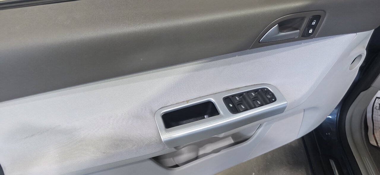 Used 2010 Volvo S40 2.4i FWD image 9