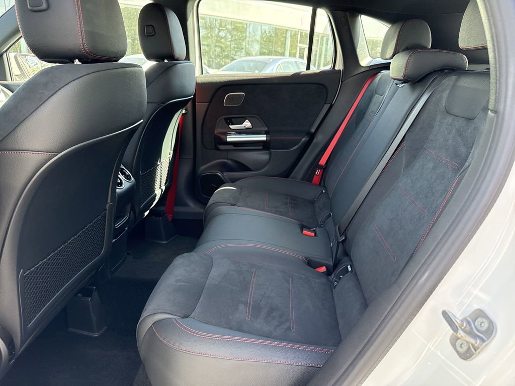 New 2025 Mercedes-Benz GLA 35 AMG 4MATIC image 13