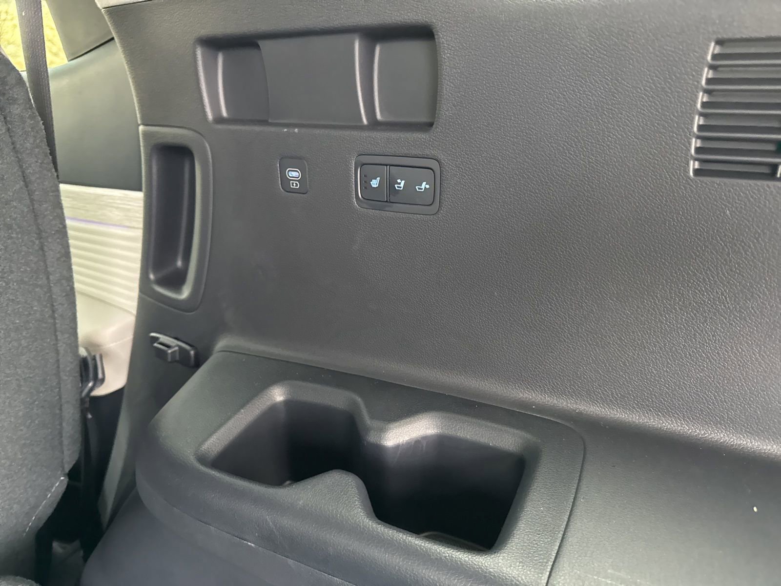 Used 2025 Hyundai Palisade Calligraphy image 14