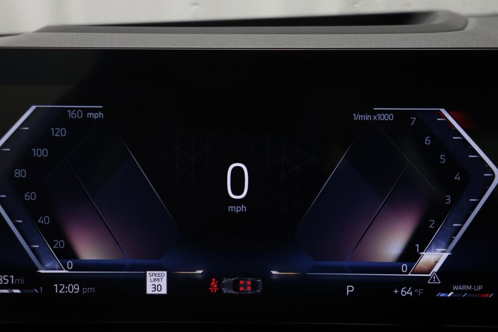 Used 2024 BMW 430i xDrive Coupe w/ Premium Package image 7