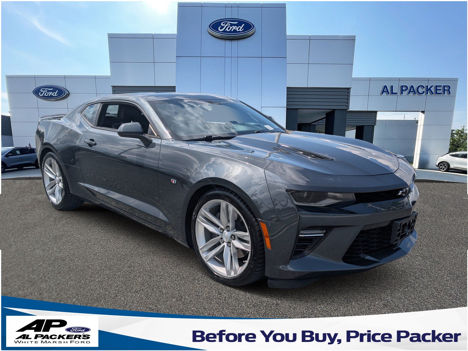 Used 2018 Chevrolet Camaro SS RWD image 1