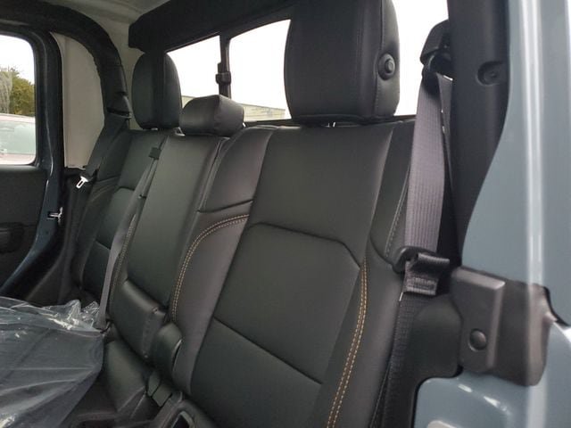 New 2026 Jeep Gladiator Sport AWD/4WD image 17
